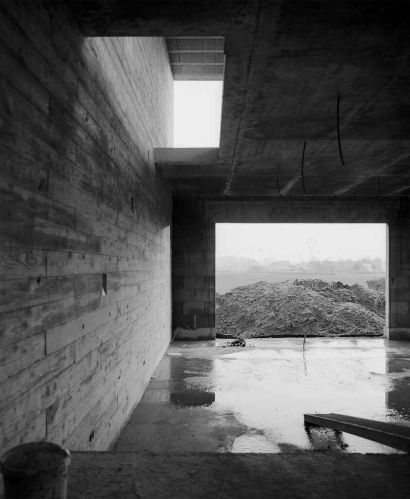 Photographie argentique d'une maison individuelle à Strasbourg, construit par l'architecte Marc Blaizeau. Reportage photographique © Guillaume Porche