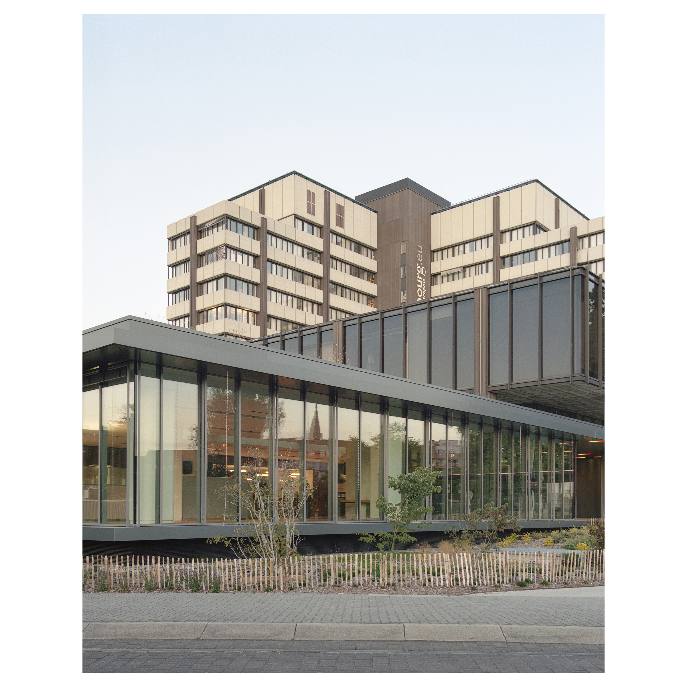 RSSW-guillaume_porche_centre_admin-013